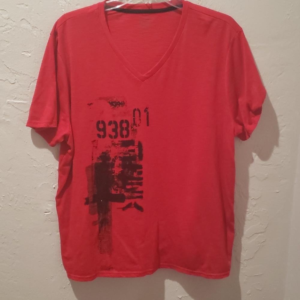 Red short sleeve shirt